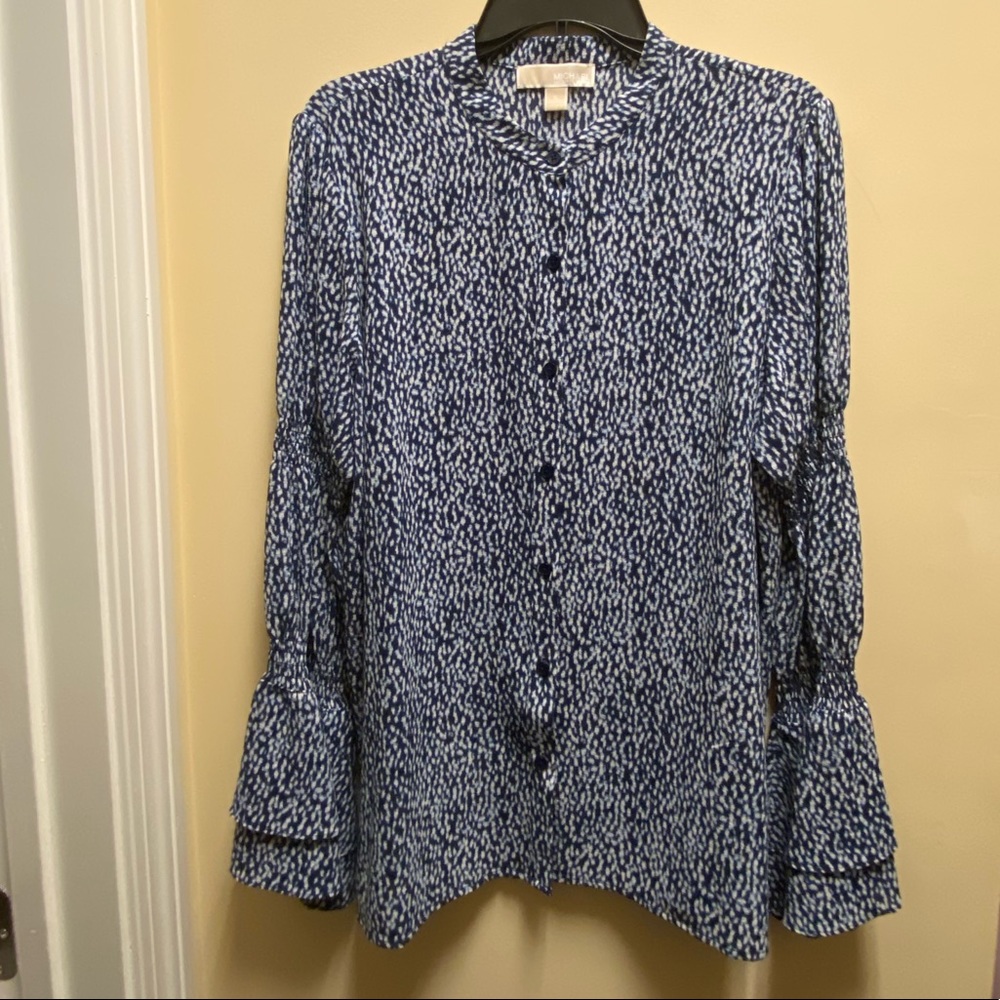 Long Sleeve Michael Kors shirt